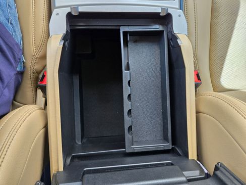 Used 2021 Ford F250 Lariat w/ Chrome Package image 34