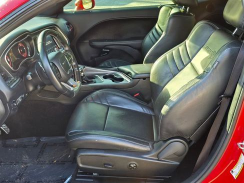 Used 2018 Dodge Challenger SRT Hellcat image 18