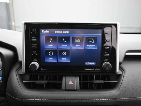 Used 2021 Toyota RAV4 XLE w/ Convenience Package image 15