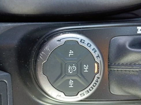 Used 2022 Ford Bronco Black Diamond AWD/4WD image 19