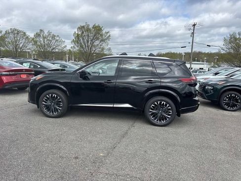 New 2026 Nissan Rogue Platinum image 7