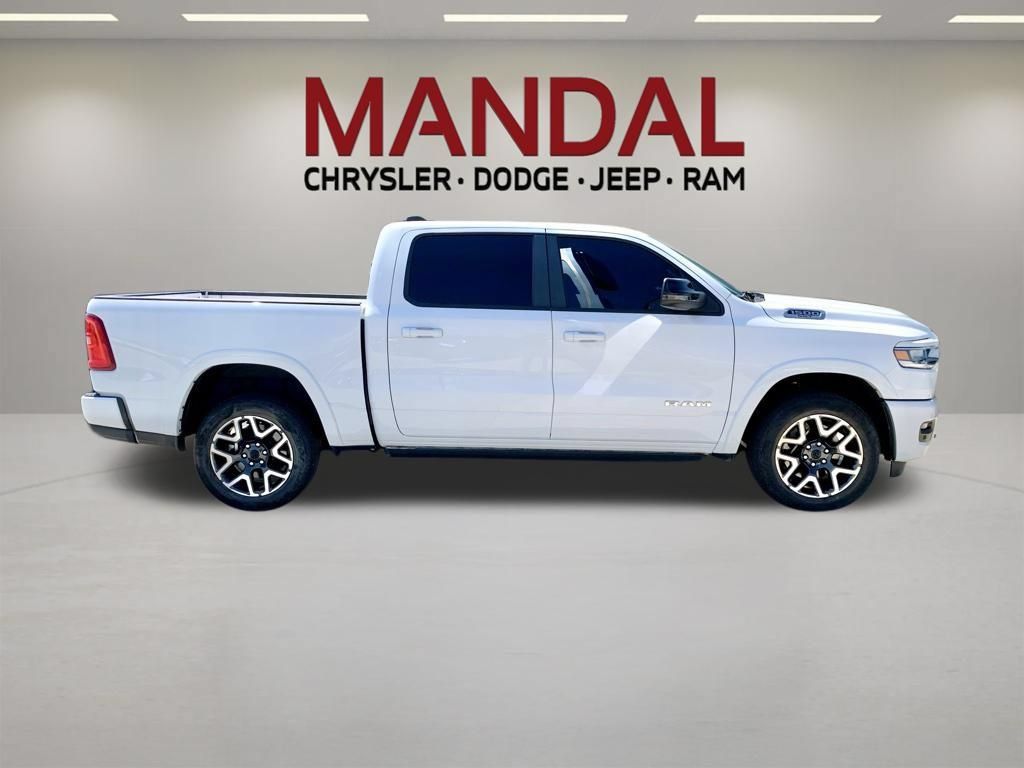 Used 2025 RAM 1500 Laramie w/ Laramie Southwest Edition AWD/4WD image 4