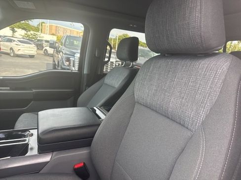 Used 2022 Ford F150 XLT w/ Equipment Group 302A High image 15