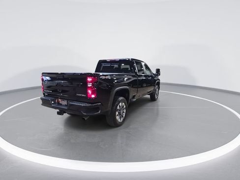 Used 2024 Chevrolet Silverado 2500 Custom w/ Custom Value Package AWD/4WD image 8