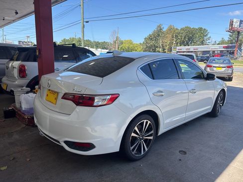 Used 2017 Acura ILX image 5