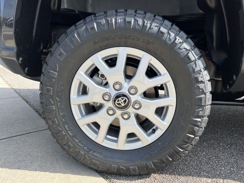 New 2026 Toyota Tacoma SR5 AWD/4WD image 17
