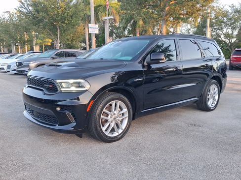Used 2024 Dodge Durango R/T RWD image 2