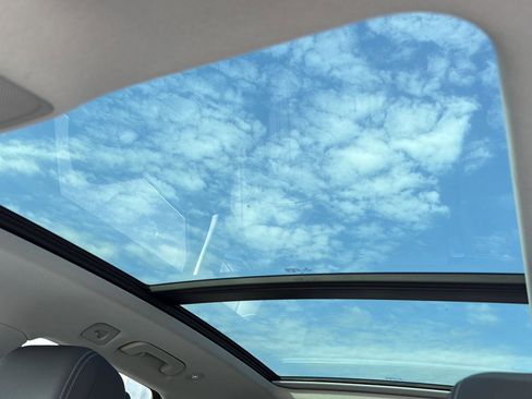 Used 2021 Audi Q5 Premium Plus w/ Premium Plus Package image 23