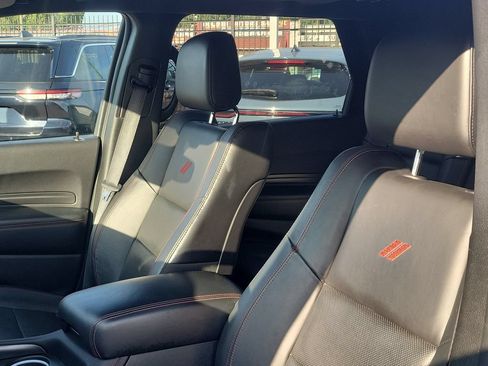 Used 2025 Dodge Durango GT AWD/4WD image 16