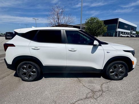 Used 2022 Kia Seltos S FWD image 6
