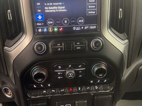 Used 2021 Chevrolet Silverado 1500 LTZ image 12