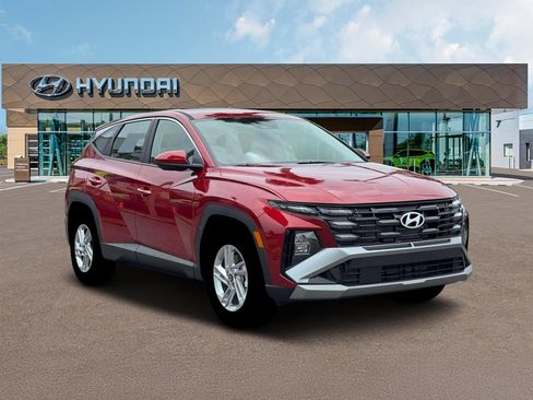 New 2026 Hyundai Tucson SE image 11