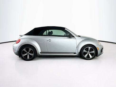 Used 2013 Volkswagen Beetle 2.0T FWD image 10