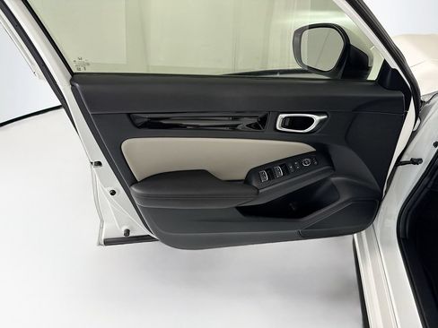 Certified 2024 Honda Civic EX-L image 24