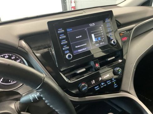 Used 2024 Toyota Camry SE FWD image 31