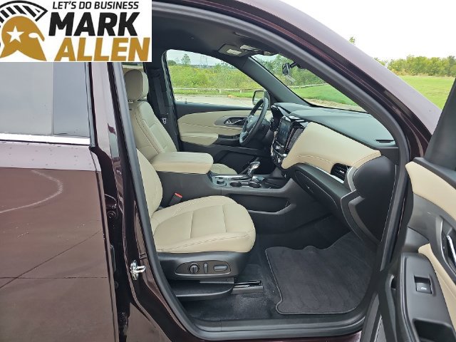 Used 2023 Chevrolet Traverse LT FWD image 27