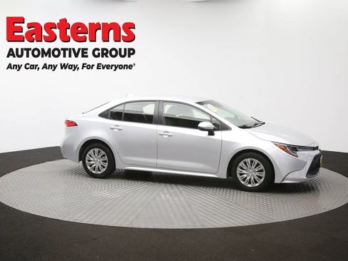 Used 2022 Toyota Corolla LE FWD image 47