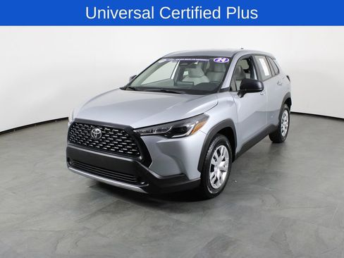 Used 2024 Toyota Corolla Cross L FWD image 2