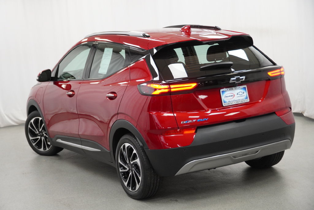 Used 2023 Chevrolet Bolt EUV Premier FWD image 11