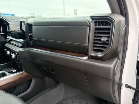 Used 2024 GMC Sierra 1500 SLT w/ SLT Premium Plus Package AWD/4WD image 54