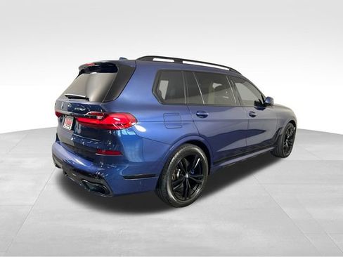 Used 2022 BMW X7 xDrive40i w/ M Sport Package AWD/4WD image 7