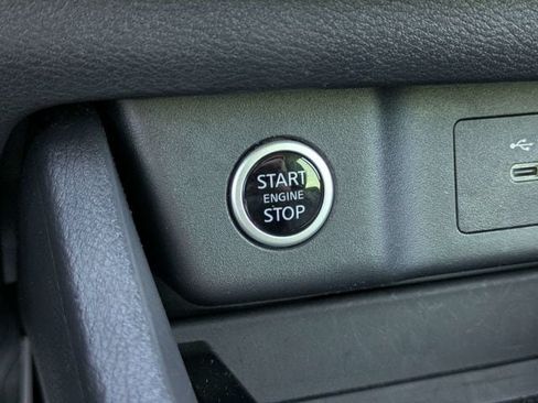 Used 2023 Nissan Rogue SV FWD image 26