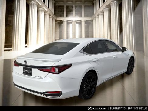 Used 2024 Lexus ES 300h F Sport w/ Accessory Package (Z1) FWD image 9