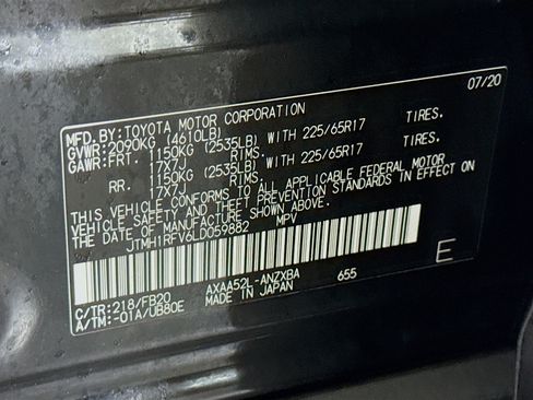 Used 2020 Toyota RAV4 LE image 39