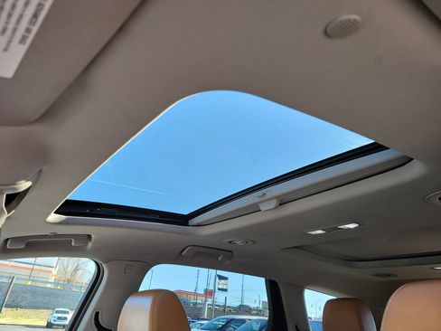 Used 2019 Buick Enclave Premium image 7