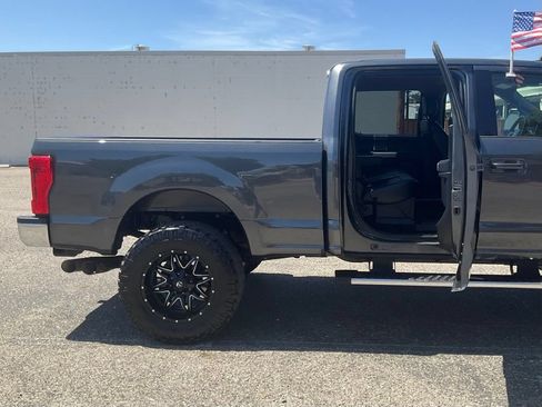 Used 2019 Ford F350 Lariat w/ Lariat Value Package AWD/4WD image 22