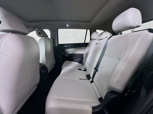 Used 2020 Volkswagen Tiguan SEL w/ 3rd Row Seat Package image 28