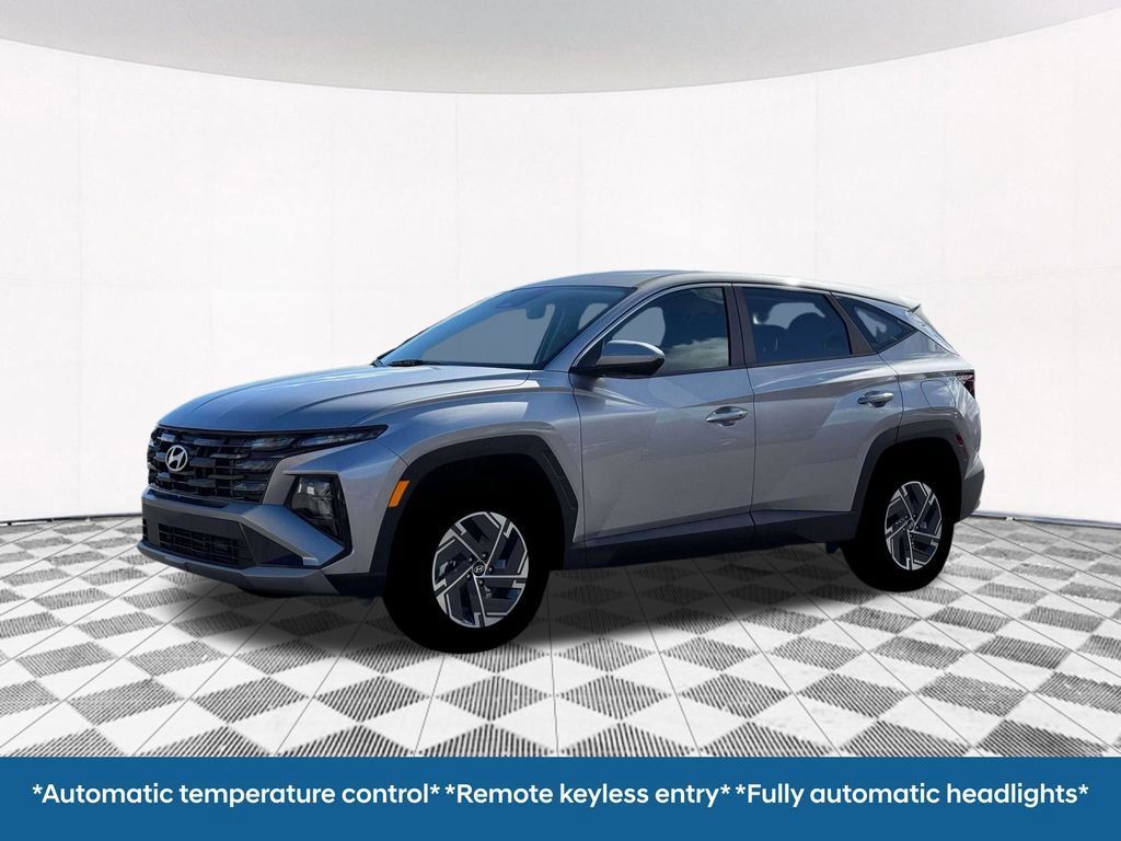 New 2026 Hyundai Tucson Blue SE w/ Tow & Go Package AWD/4WD image 2