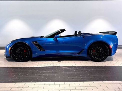Used 2016 Chevrolet Corvette Z06 w/ Z07 Performance Package RWD image 2