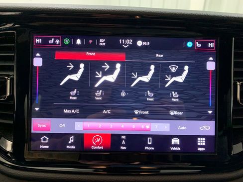 Used 2024 Dodge Durango GT image 30