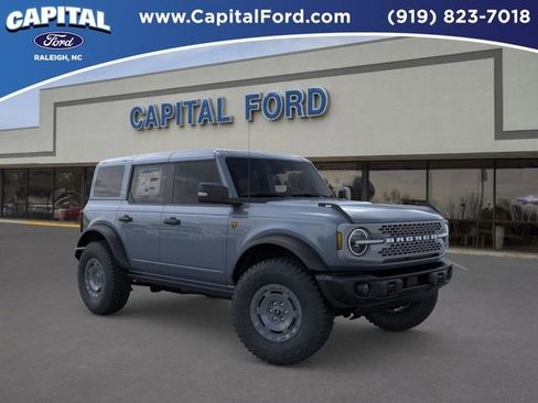 New 2025 Ford Bronco Badlands AWD/4WD image 7