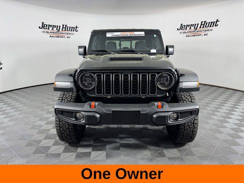 Used 2024 Jeep Gladiator Mojave image 5