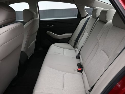 Certified 2023 Honda Accord EX image 28