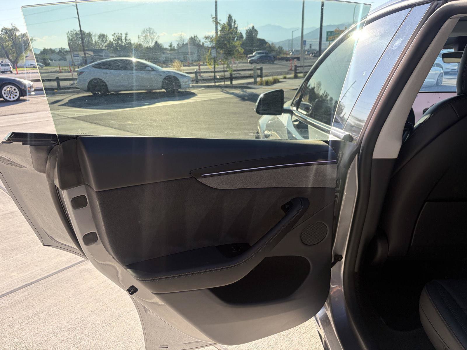Used 2026 Tesla Model Y AWD image 13