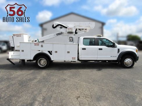 Used 2017 Ford F550 2WD Crew Cab Super Duty image 1