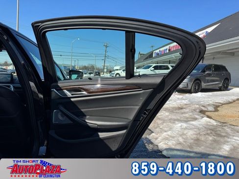 Used 2019 BMW M550i xDrive w/ Premium Package image 53