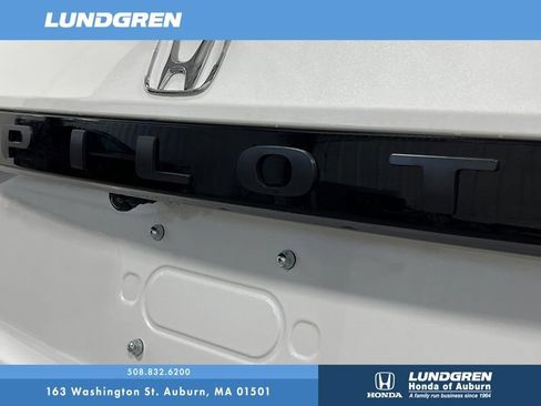 New 2025 Honda Pilot EX-L image 32
