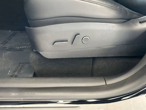 Used 2022 Tesla Model Y Performance image 44