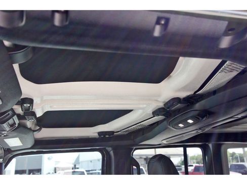 Used 2024 Jeep Wrangler Sport S image 27