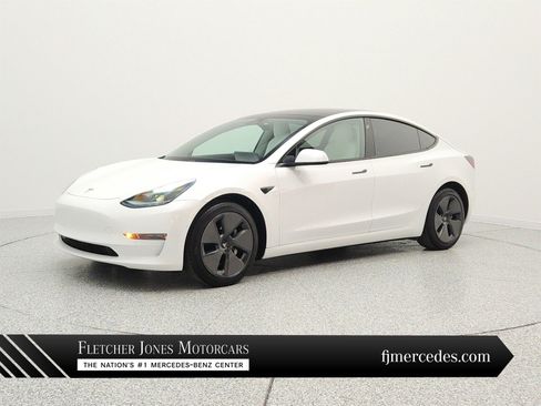 Used 2021 Tesla Model 3 Standard Range Plus RWD image 1