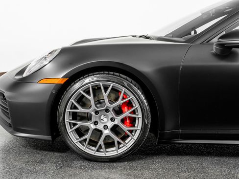 Used 2025 Porsche 911 Carrera S image 24