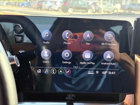 Used 2020 Chevrolet Corvette Stingray Premium Cpe w/ 3LT Preferred Equipment Group image 8