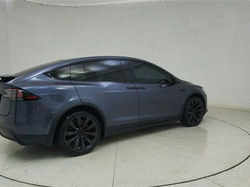 Used 2022 Tesla Model X Base image 67