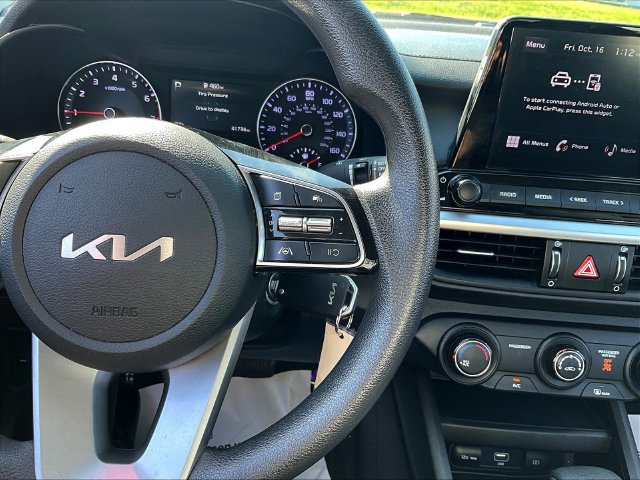Certified 2024 Kia Forte LXS FWD image 13