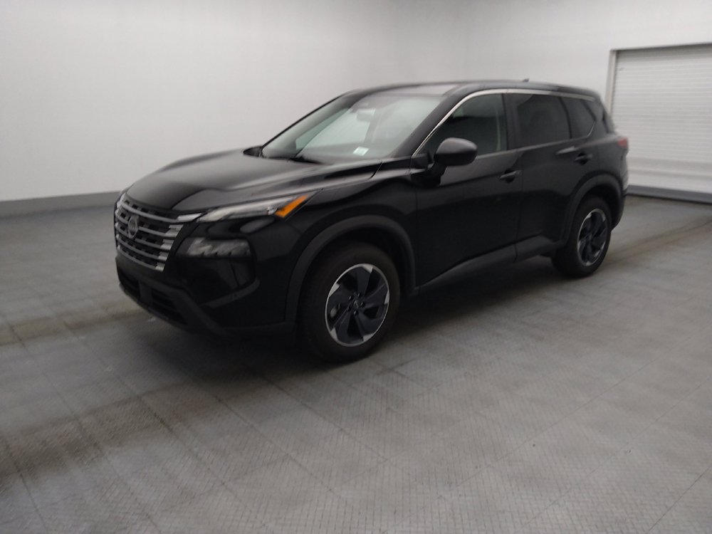 Used 2025 Nissan Rogue SV FWD image 2
