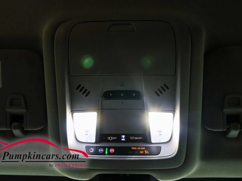Used 2020 GMC Terrain SLT w/ Preferred Package FWD image 40